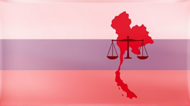 泰国美国教授因言论被控侮辱王室遭逮捕令