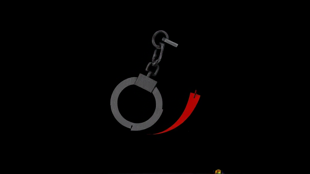男子出狱后KTV因瞪眼冲突伤人被判监5月余