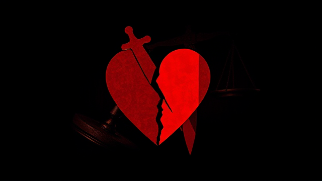 六旬男子因婚外情纠纷持刀伤人被判刑超13年