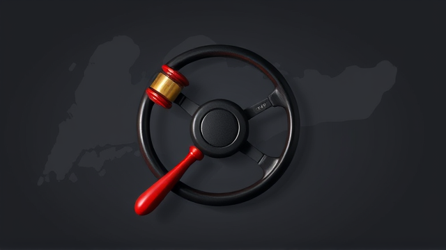 78岁老汉驾车撞伤骑士为何被判刑罚款？