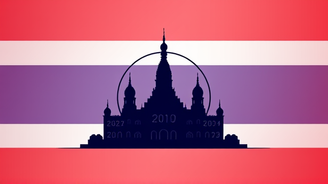 泰国首相佩通坦面对不信任动议有何挑战？